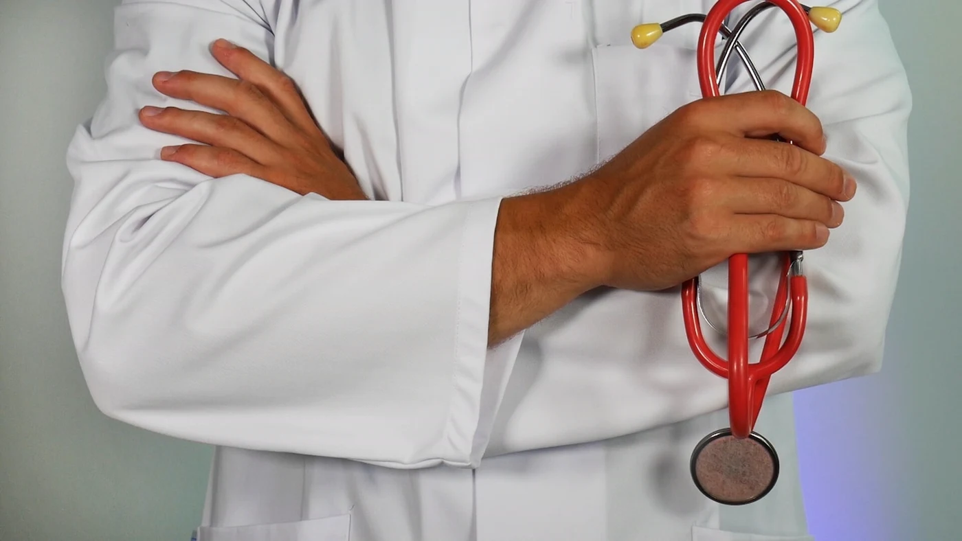 Médecin et stéthoscope